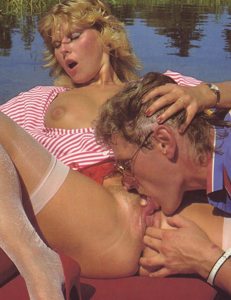 1980s Retro Sex - Classic Outdoors Sex